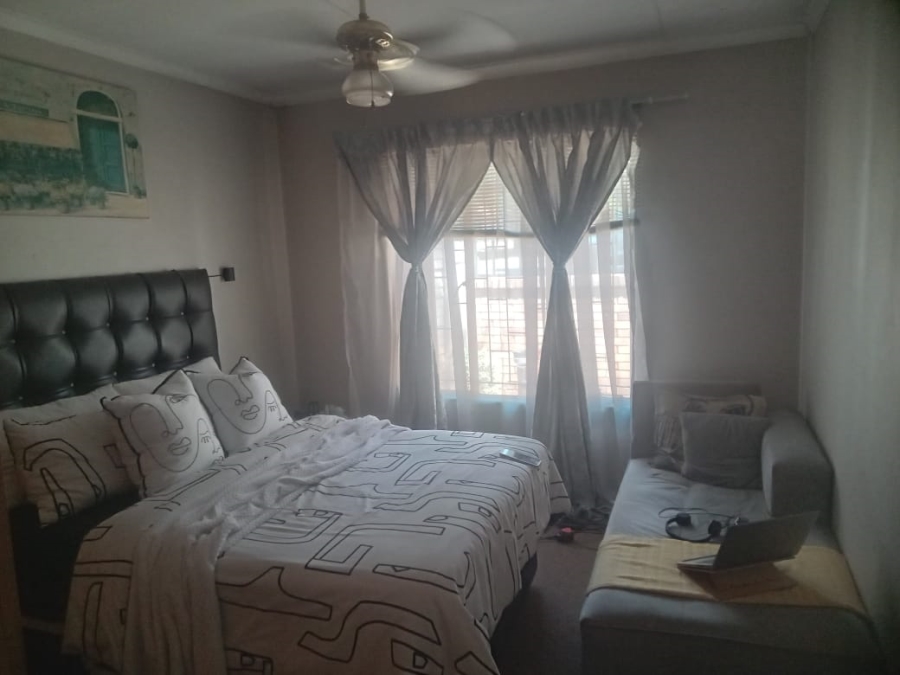 2 Bedroom Property for Sale in Navalsig Free State